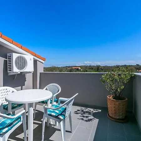 Tolle 500 Meter Zum Sandstrand Mit Klima, Grill Apartament